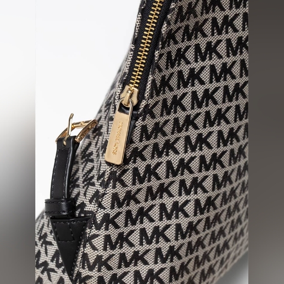 "Michael Kors" Cindy Large BackPack Black - New ✅ - Picture 3 of 7